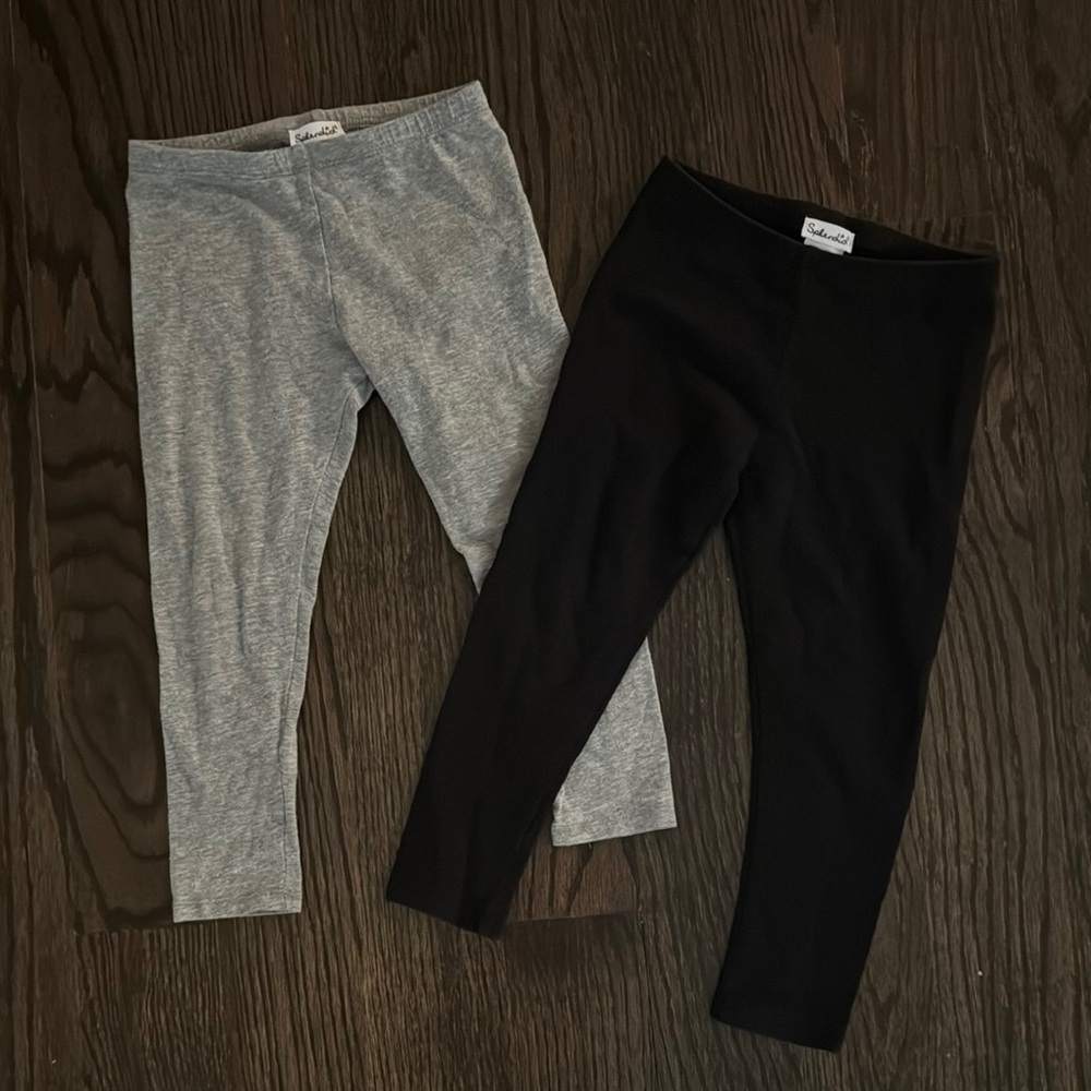Splendid Black and Gray Leggings Comfortable Casual Wear